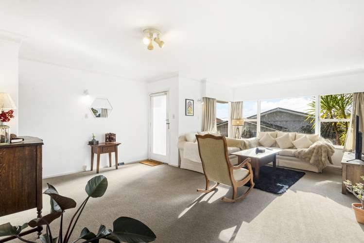 1/6 Stone Street Hauraki_5
