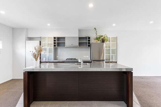 47/21 Hunters Park Drive Three Kings_3