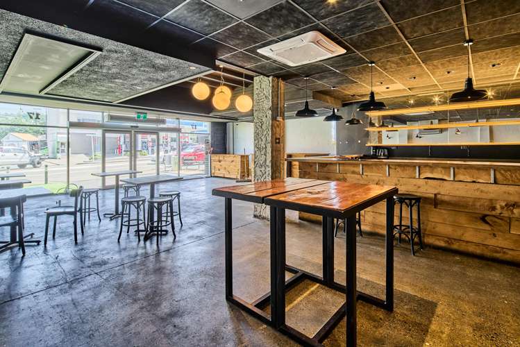 11-17 Johnsonville Road Johnsonville_17