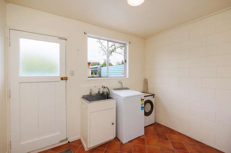 2/361 Botanical Road West End_14