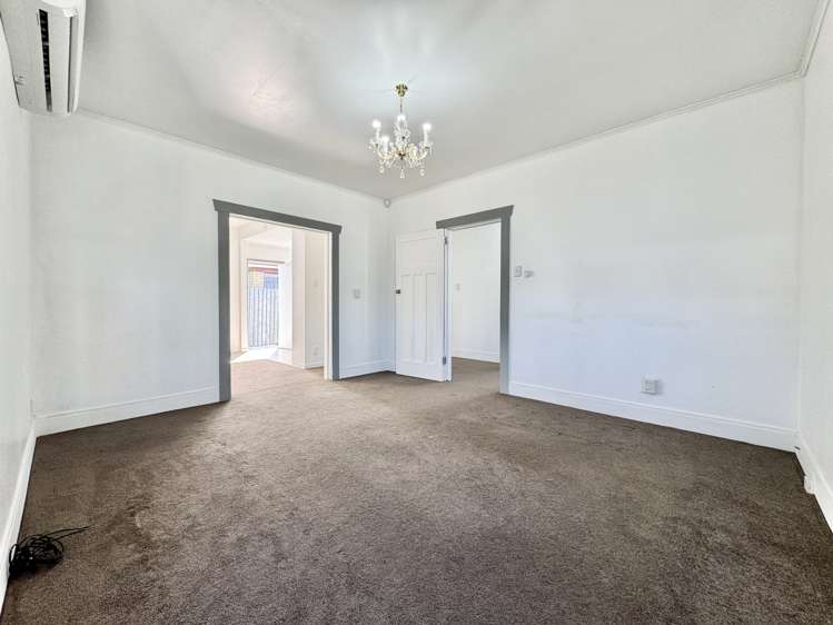 3157 Great North Road New Lynn_15