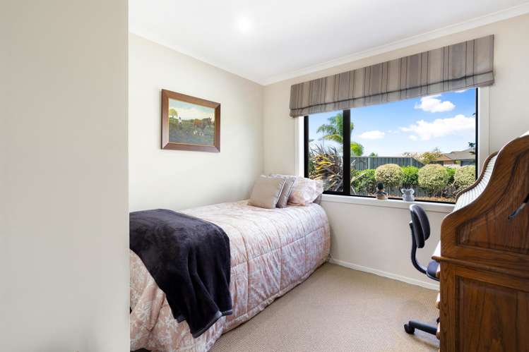 17 Northwood Avenue Mahora_12