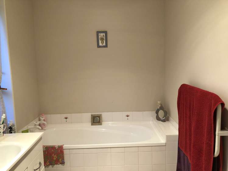 2/5 Murfitt Place Sockburn_13