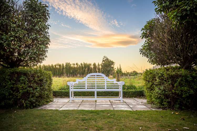 6 Leabridge Mews Harewood_30