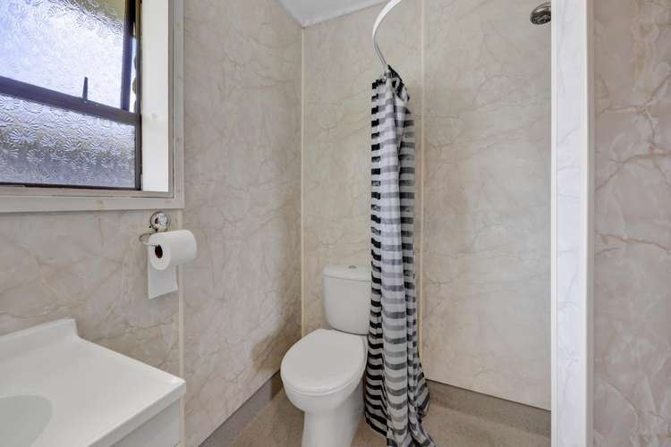 13 Flint Road West Stratford_9