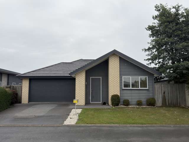 4 Bedroom Rolleston Property