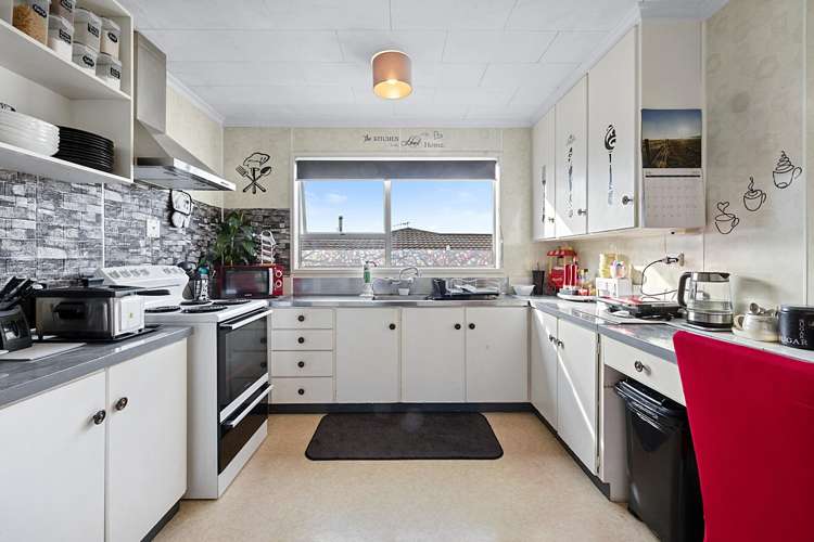 2/10 Birdwood Avenue Moturoa_3