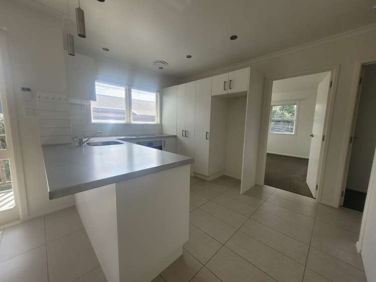 5E Athens Road 10051_5