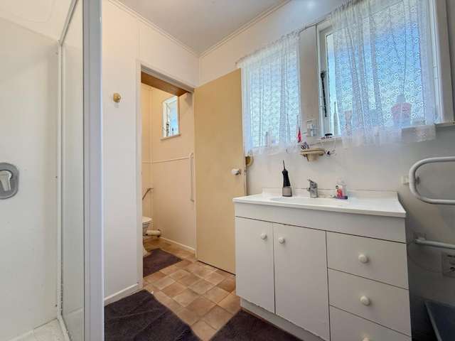 27 Glendene Avenue 1669_4