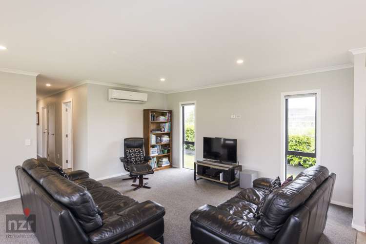 11 Wescombe Grove Feilding_5