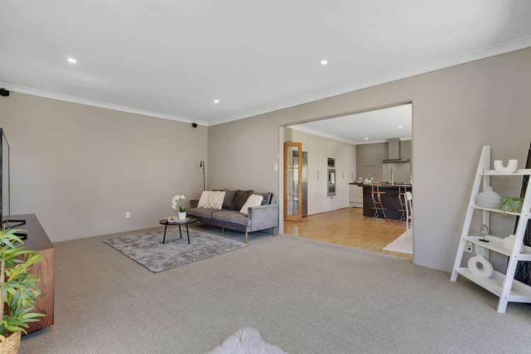 9 Richard Street Titahi Bay_10