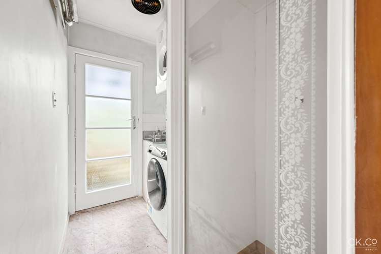 11 John Street Stokes Valley_13