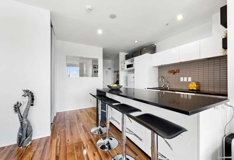 1402/20 Mccrae Way New Lynn_7