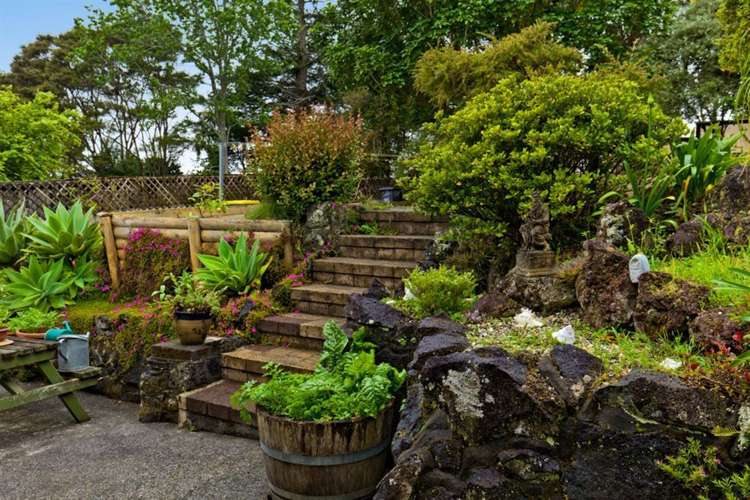 21 Puketitiro Street Glen Eden_18