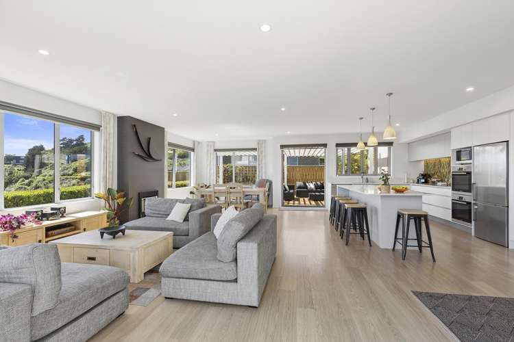1 Manapouri Lane Aotea_6