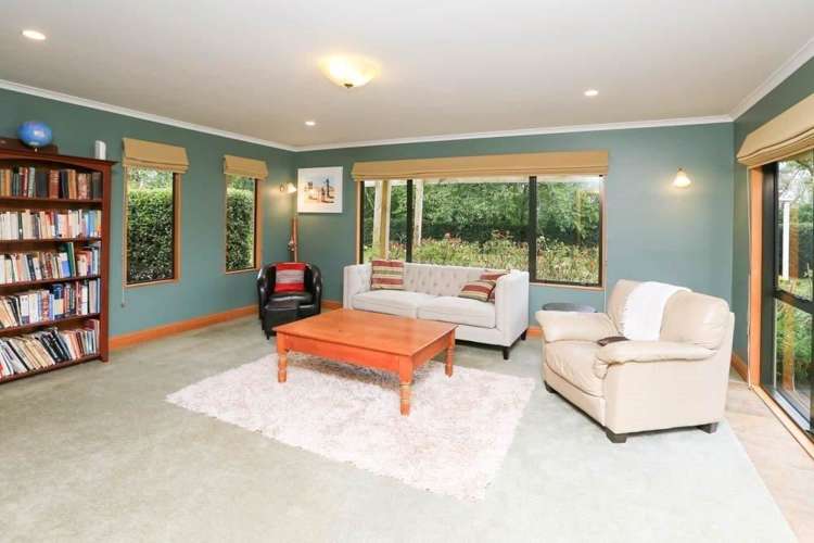 6 Duval Way Whatawhata_24