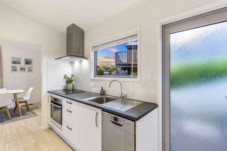 7 William Bayes Place Red Beach_11