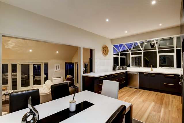 10A Manchester Place Queenstown Hill_1