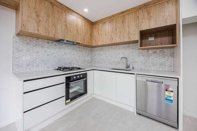 3/21 Caringbah Drive Papatoetoe_2