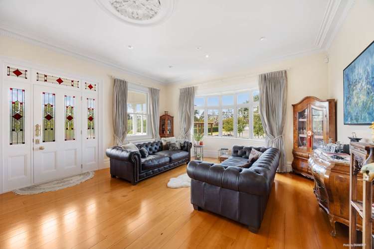 210 Clifton Road Whitford_14