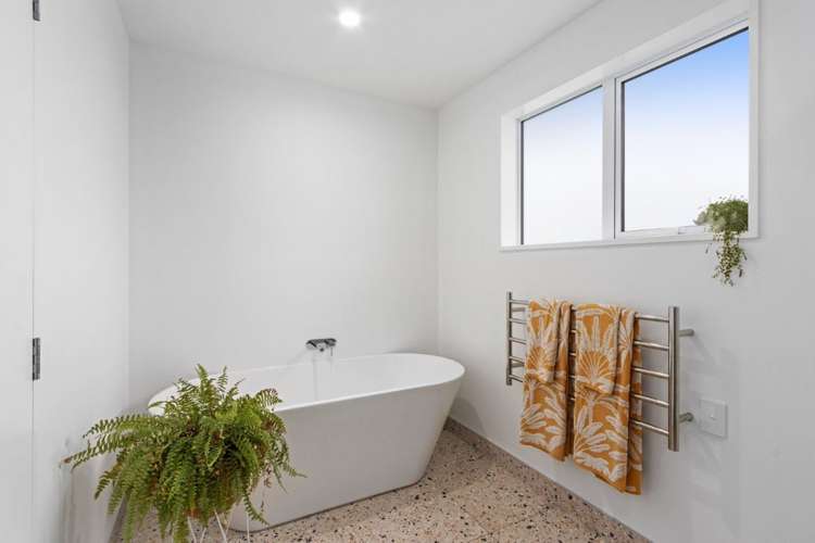 77 Blighs Road Strowan_11