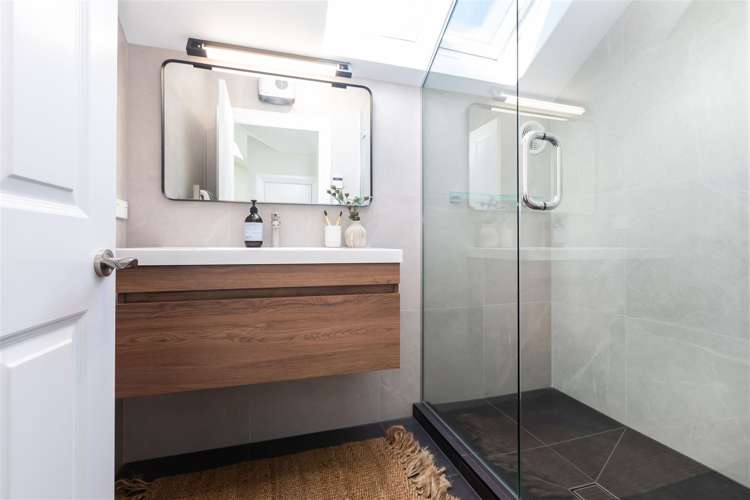 3 Strowan Road Strowan_23