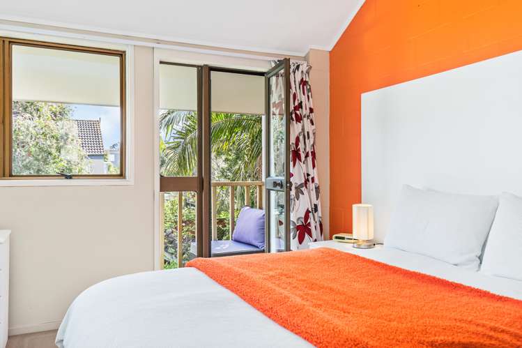 2/3 Glen Road Browns Bay_10