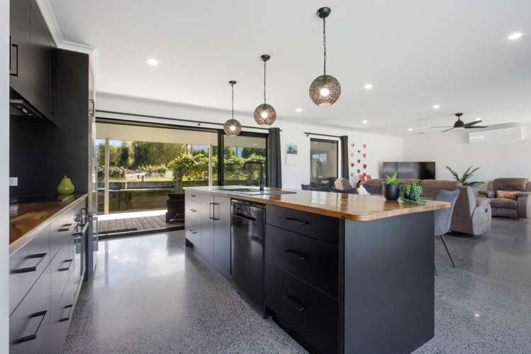 169 Busby Road Katikati_6