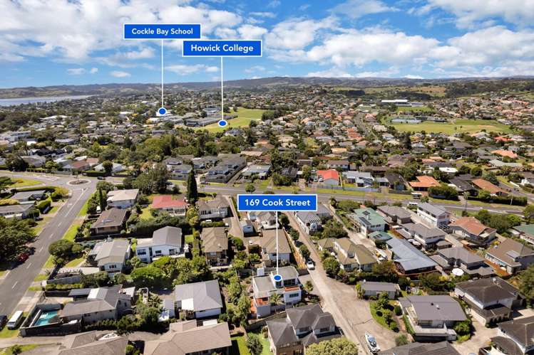 169 Cook street Howick_19