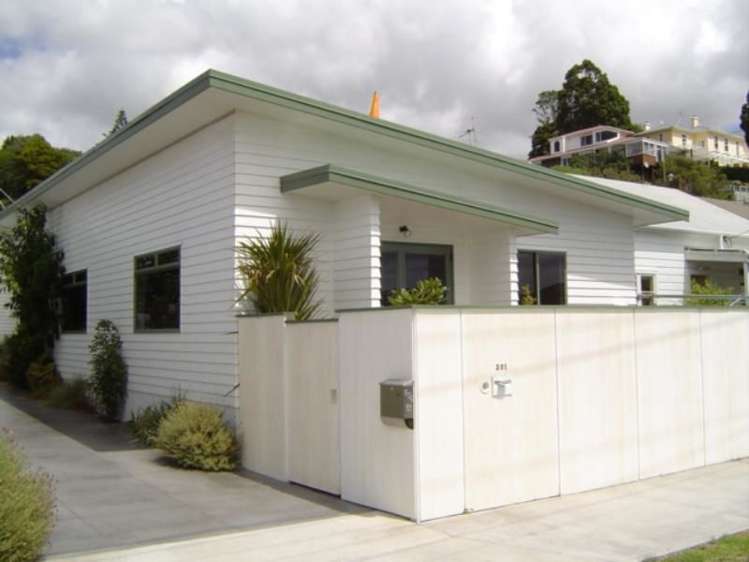 201 Powderham Street New Plymouth Central_0