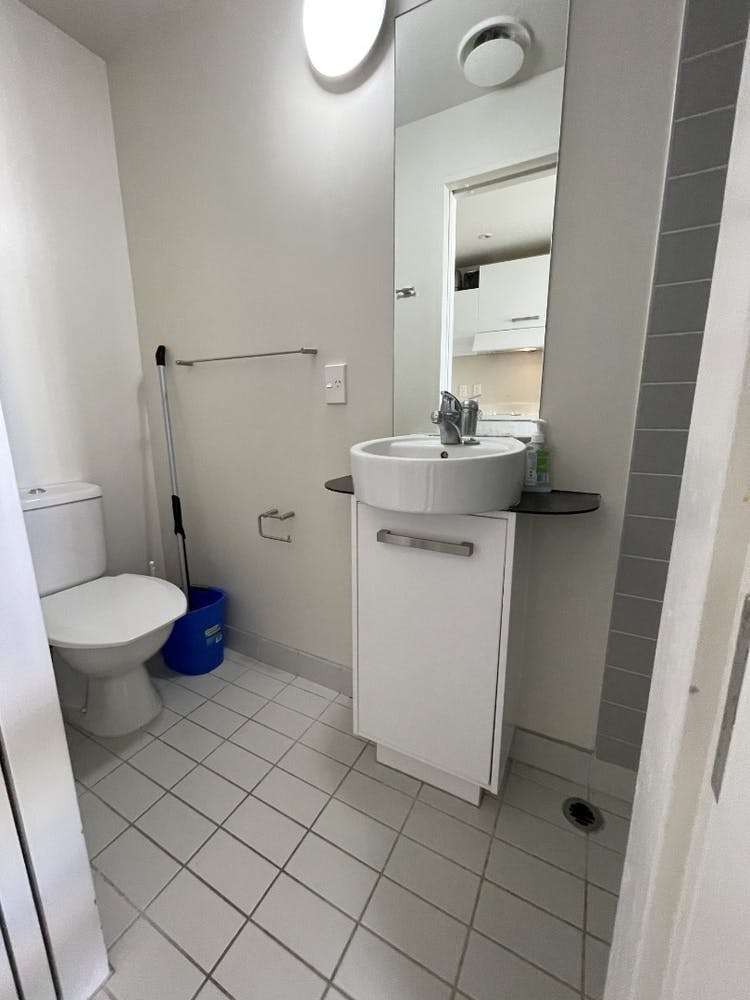 1718/10 Waterloo Quadrant Auckland Central_6