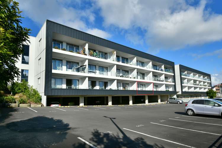 115/17 Link Crescent Stanmore Bay_1