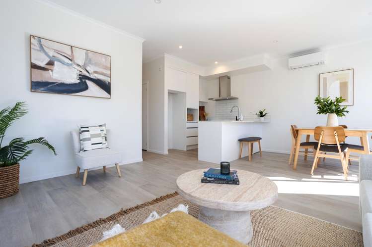 9 Mahana Road (Mahana Apartments) Northcote_4