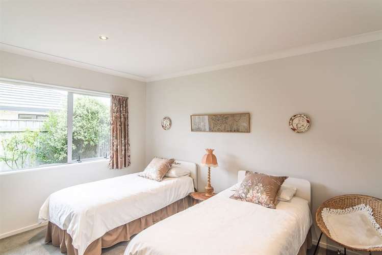 74 The Drive Paraparaumu Beach_19