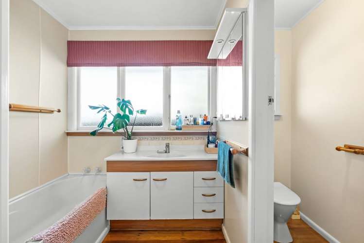 6 Deepdale Street Burnside_16