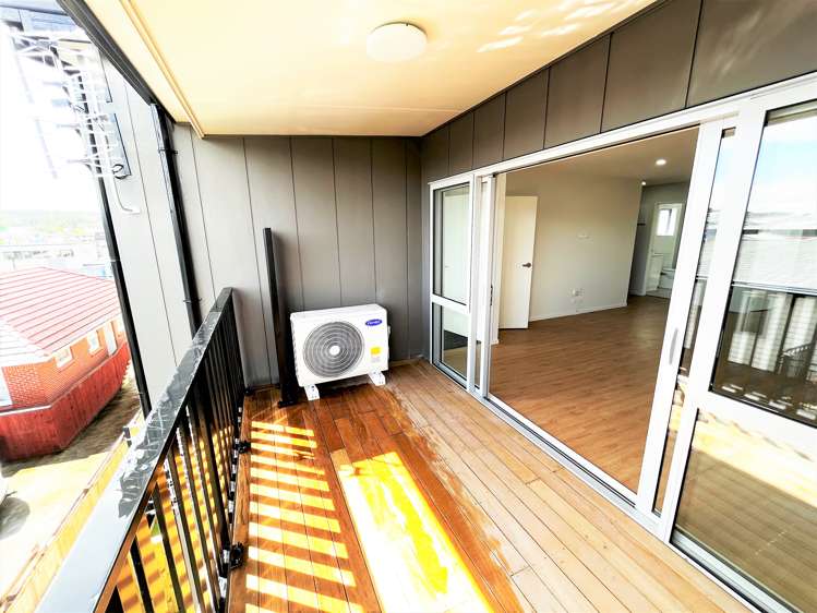 205/3 Beaumonts Way Manurewa_8