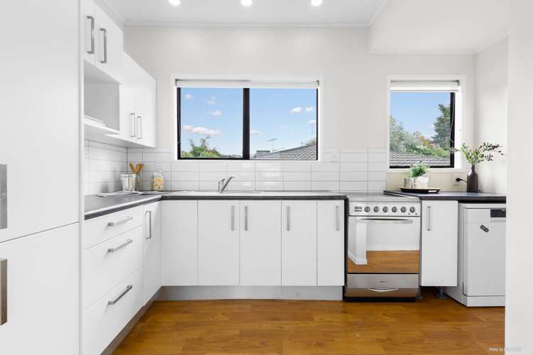 8 Kaurilands Road Titirangi_8