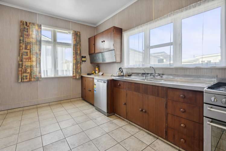 65 Freyberg Street Lyall Bay_7