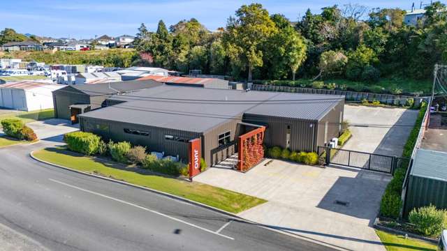 Modern investment with award winning tenant