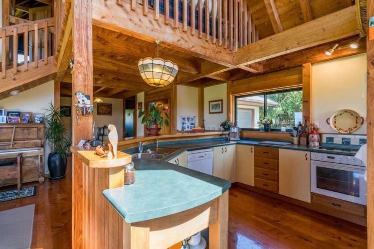 658 Cove Road Waipu_6