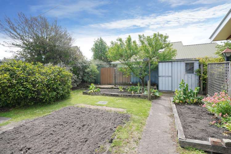 4 Seadown Crescent Amberley_12