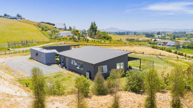 1 Country Lane Waipawa_16