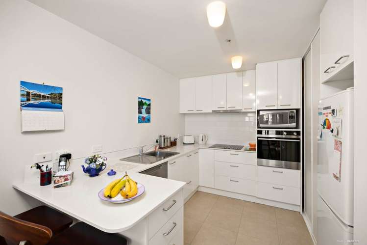 11/100 Edinburgh Street Pukekohe_3