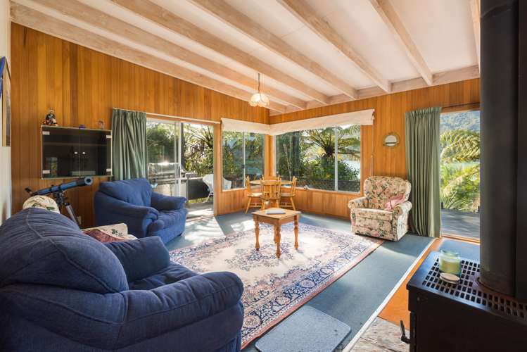 683 Queen Charlotte Drive Havelock_8