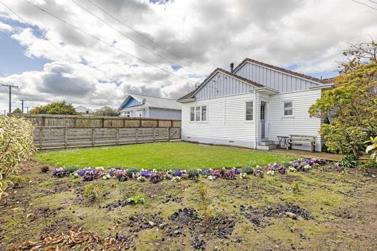 17 Robert Street Marton_18