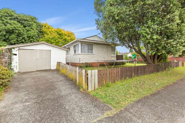 2 Awakino Place Manurewa_1