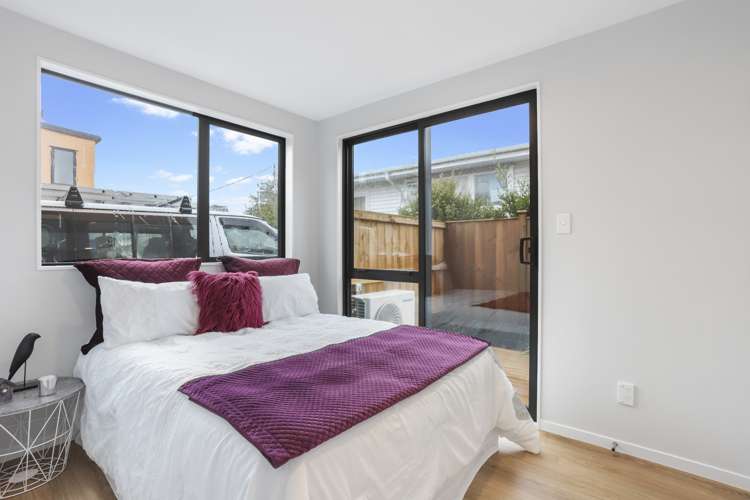 1,2,3,4/30 Woodford Avenue Henderson_40