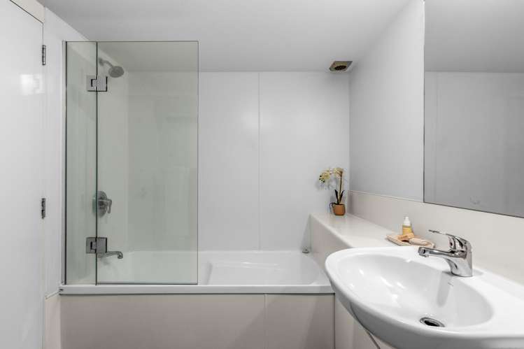 6/86 Brockworth Place Riccarton_10
