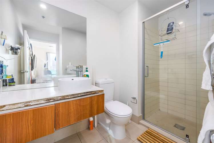 303/2 Dockside Lane Auckland Central_9