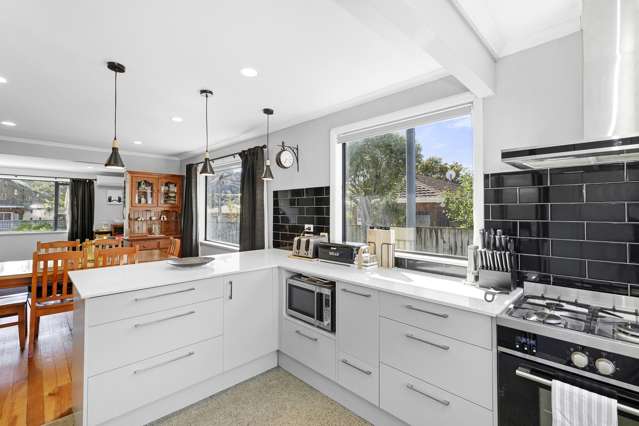 149 Stokes Valley Road Stokes Valley_4